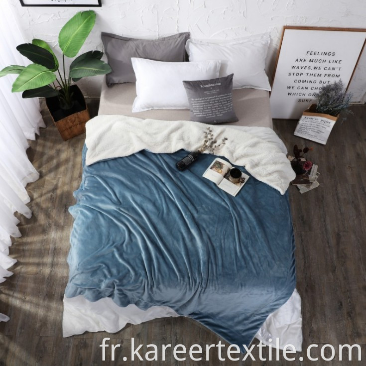 Hot Portable Custom Logo Fashion Sherpa Flannel Bed Fleece Throwt